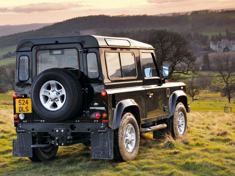  Land Rover Defender 90 Station Wagon 2007 года  (фото 13 из 14)